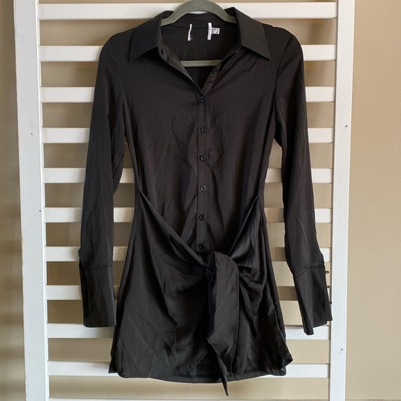 NWOT Princess Polly Bodeni Long Sleeve Button Down Black Mini Dress Size 2 - Picture 4 of 15